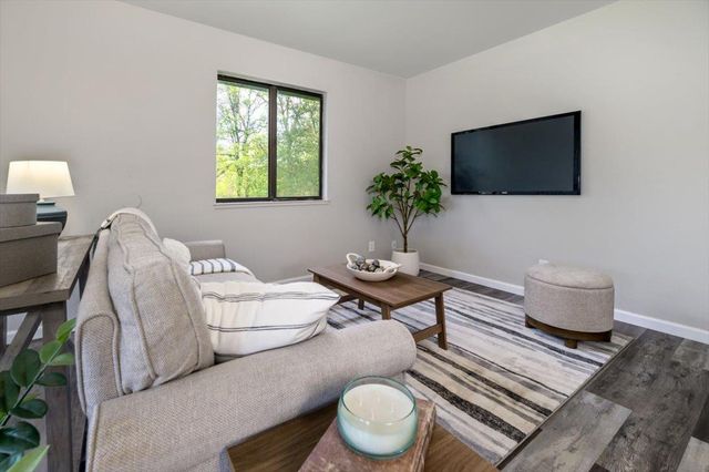 11365 Shadow Ln, Browns Valley, CA 95918