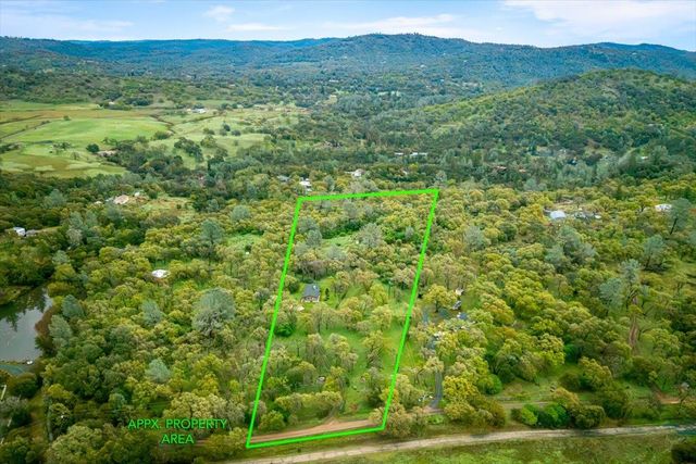 11365 Shadow Ln, Browns Valley, CA 95918