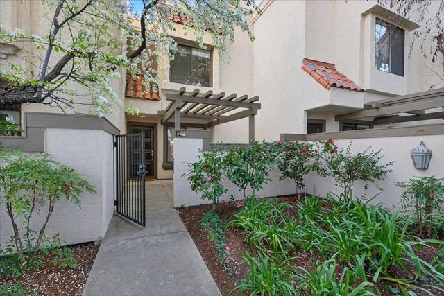 582 Pimlico Court, Walnut Creek, CA 94597