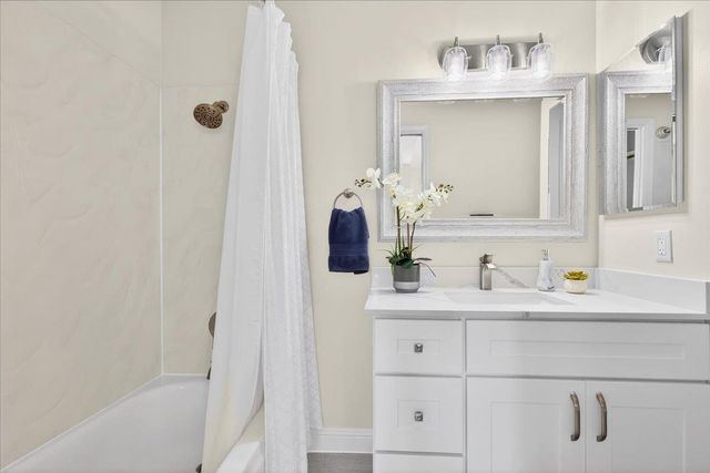 582 Pimlico Court, Walnut Creek, CA 94597