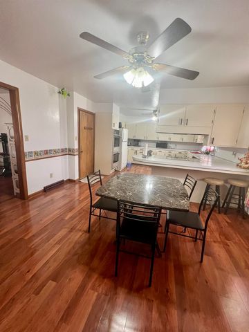 1405 N Roosevelt Ave, Liberal, KS 67901