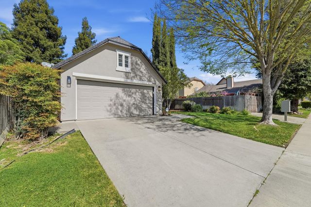 3409 Friar Tuck Way, Modesto, CA 95355