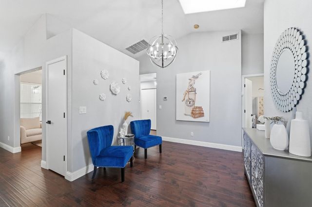 3409 Friar Tuck Way, Modesto, CA 95355