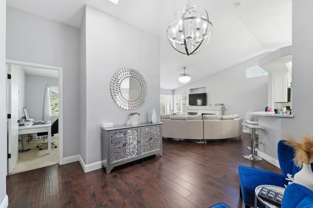 3409 Friar Tuck Way, Modesto, CA 95355