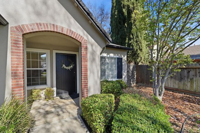 3409 Friar Tuck Way, Modesto, CA 95355