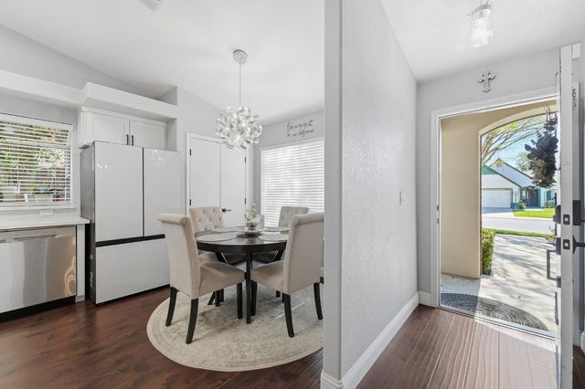 3409 Friar Tuck Way, Modesto, CA 95355