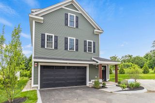 35 Eden Lane # 6, Portsmouth, NH 03801