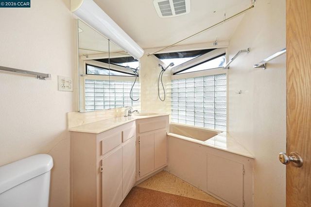 817 817 Slater Ave, Pleasant Hill, CA 94523