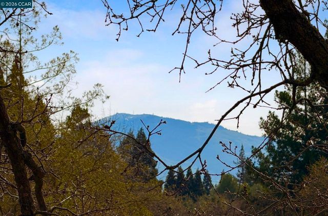 817 817 Slater Ave, Pleasant Hill, CA 94523