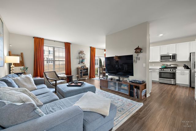 8520 Stillwater Road, Wonder Lake, IL 60097