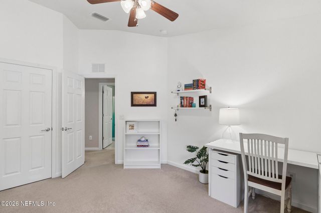 6975 ROUNDLEAF Drive, Jacksonville, FL 32258