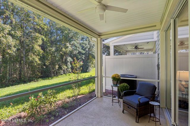 6975 ROUNDLEAF Drive, Jacksonville, FL 32258