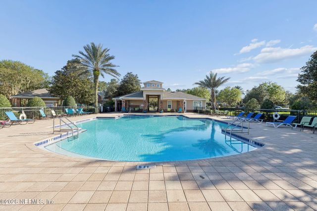 6975 ROUNDLEAF Drive, Jacksonville, FL 32258