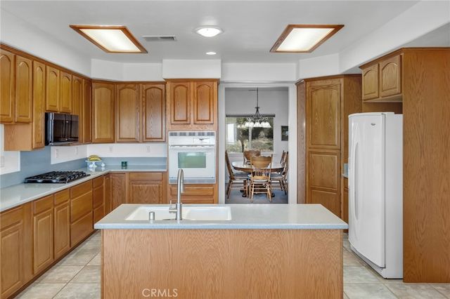 8727 Wintergreen, Pinon Hills, CA 92372