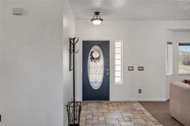 8727 Wintergreen, Pinon Hills, CA 92372