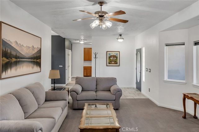 8727 Wintergreen, Pinon Hills, CA 92372