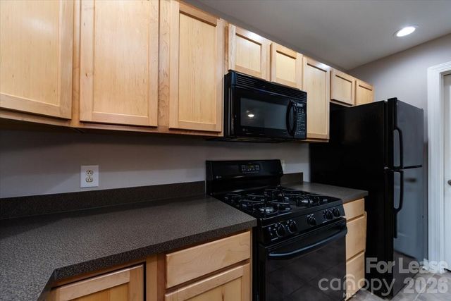 718 Trade Street 204, Charlotte, NC 28202