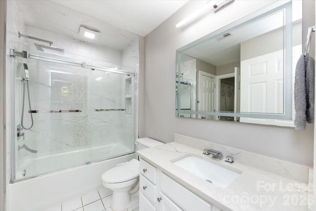 718 Trade Street 204, Charlotte, NC 28202