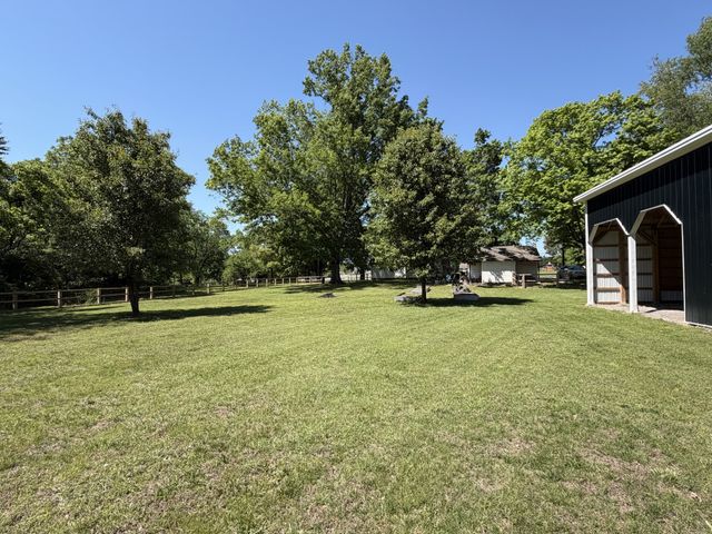 1610 Cairo Rd, Gallatin, TN 37066