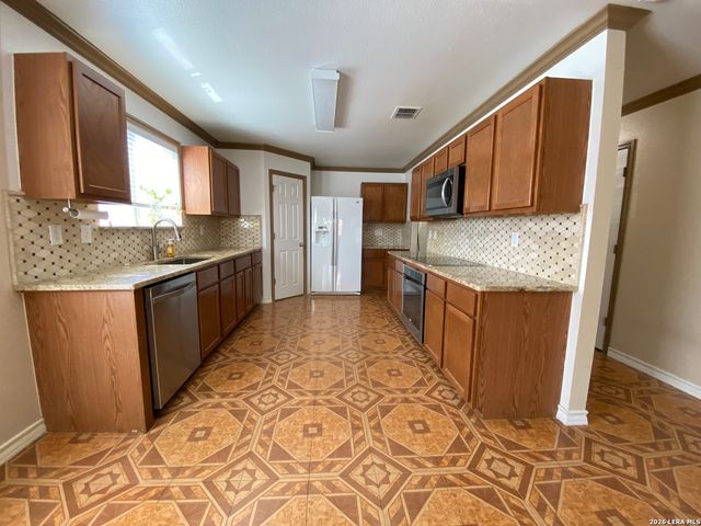 7940 Abbotts Pointe, San Antonio, TX 78254