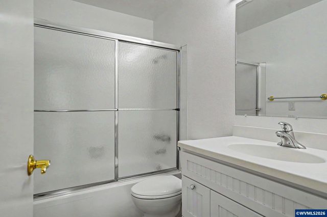 2465 Crestview Dr S, Salem, OR 97302