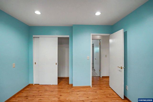 2465 Crestview Dr S, Salem, OR 97302