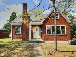 15 Braddock Road Ave, East Huntingdon, PA 15666