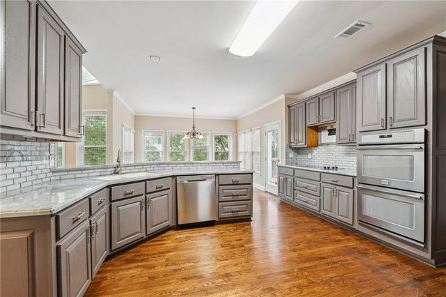 2024 Turtlebrook Way, Lawrenceville, GA 30043