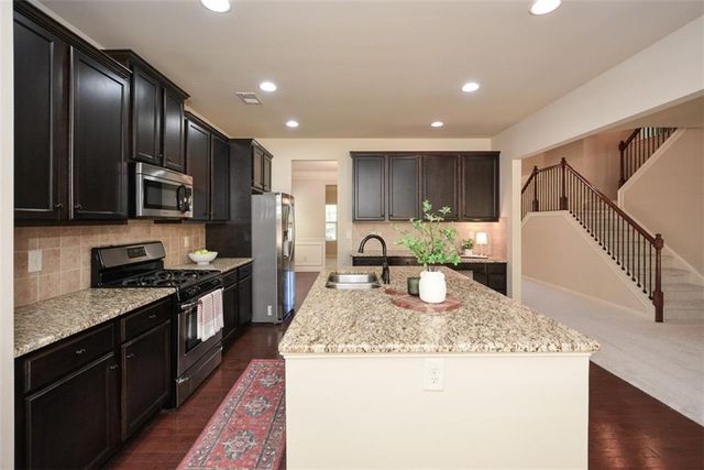 140 Cornerstone Circle, Woodstock, GA 30188