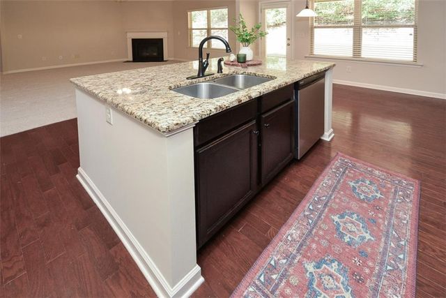 140 Cornerstone Circle, Woodstock, GA 30188