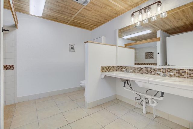 158 E 7th Street, Trinity, TX 75862