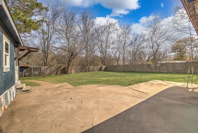 158 E 7th Street, Trinity, TX 75862