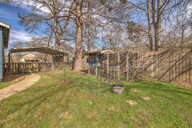 158 E 7th Street, Trinity, TX 75862