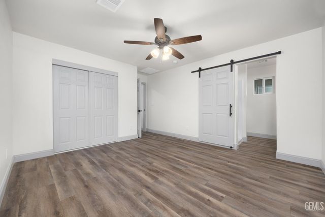 405 Pilgrim Avenue, Taft, CA 93268