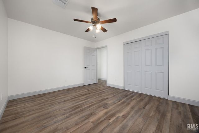 405 Pilgrim Avenue, Taft, CA 93268