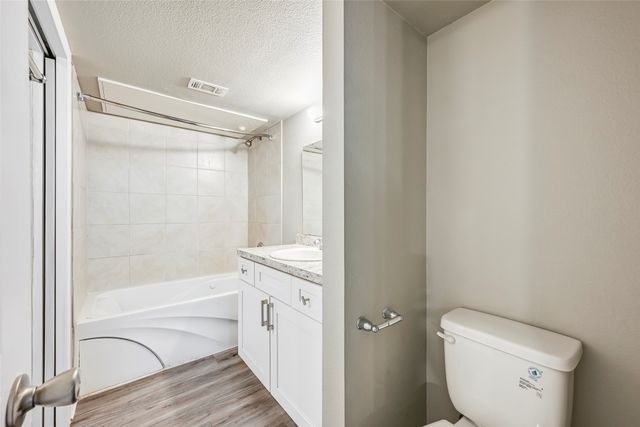 6108 Abrams Road 512, Dallas, TX 75231