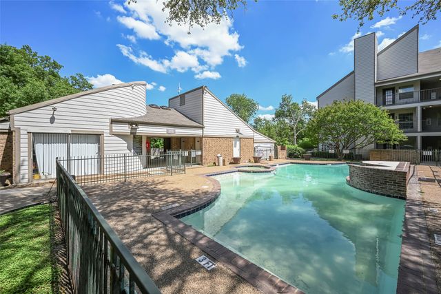 6108 Abrams Road 512, Dallas, TX 75231