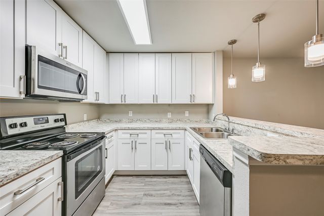 6108 Abrams Road 512, Dallas, TX 75231