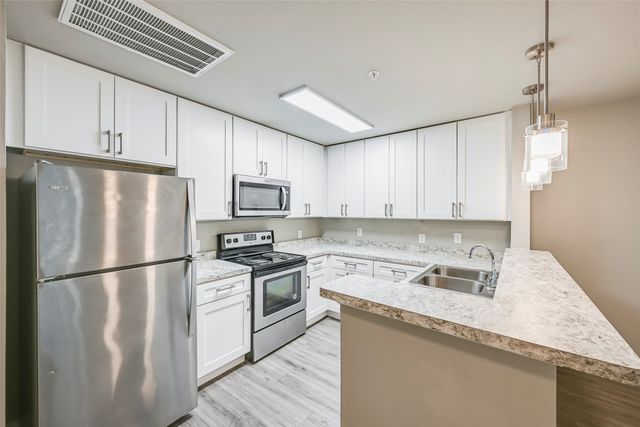 6108 Abrams Road 512, Dallas, TX 75231