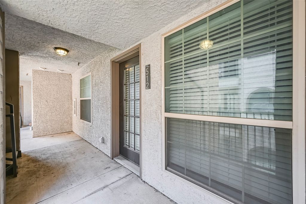 6108 Abrams Road 512, Dallas, TX 75231