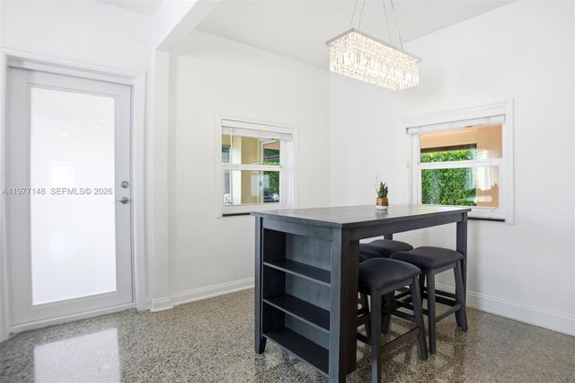 1455 NE 180th St, North Miami Beach, FL 33162