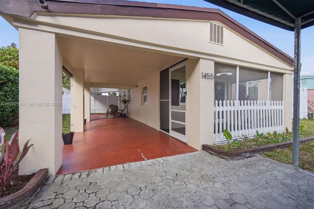 1455 NE 180th St, North Miami Beach, FL 33162