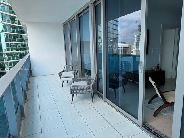 200 Biscayne Boulevard Way 3711, Miami, FL 33131