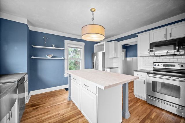 1406 Hampshire Ave, Beechview, PA 15216