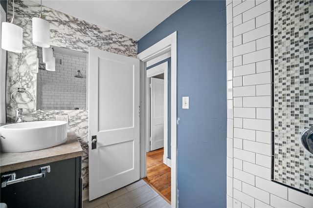 1406 Hampshire Ave, Beechview, PA 15216