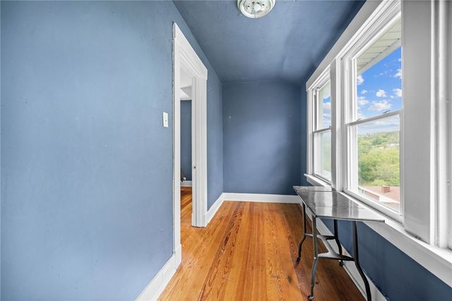 1406 Hampshire Ave, Beechview, PA 15216