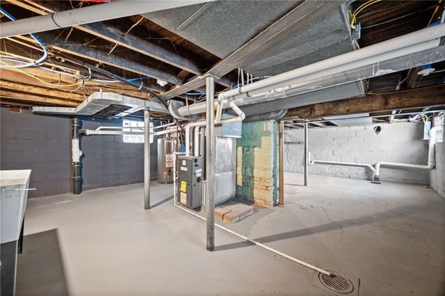 1406 Hampshire Ave, Beechview, PA 15216