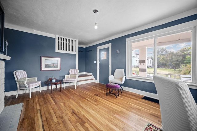 1406 Hampshire Ave, Beechview, PA 15216