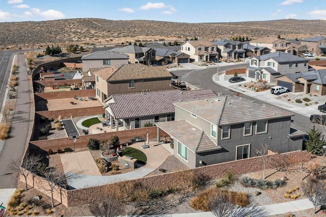 3111 Allyson Way NE, Rio Rancho, NM 87144