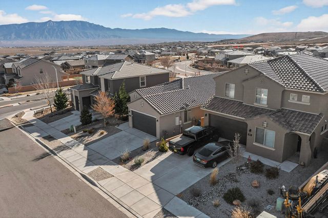 3111 Allyson Way NE, Rio Rancho, NM 87144